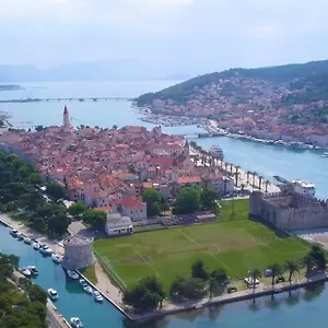 Mira , Trogir Chorwacja