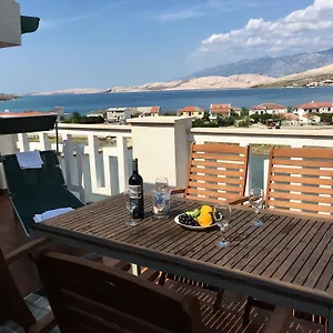 Tatjana , Pag Town Chorwacja